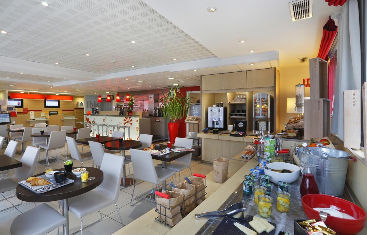 Ibis Etampes Hotel Exterior photo