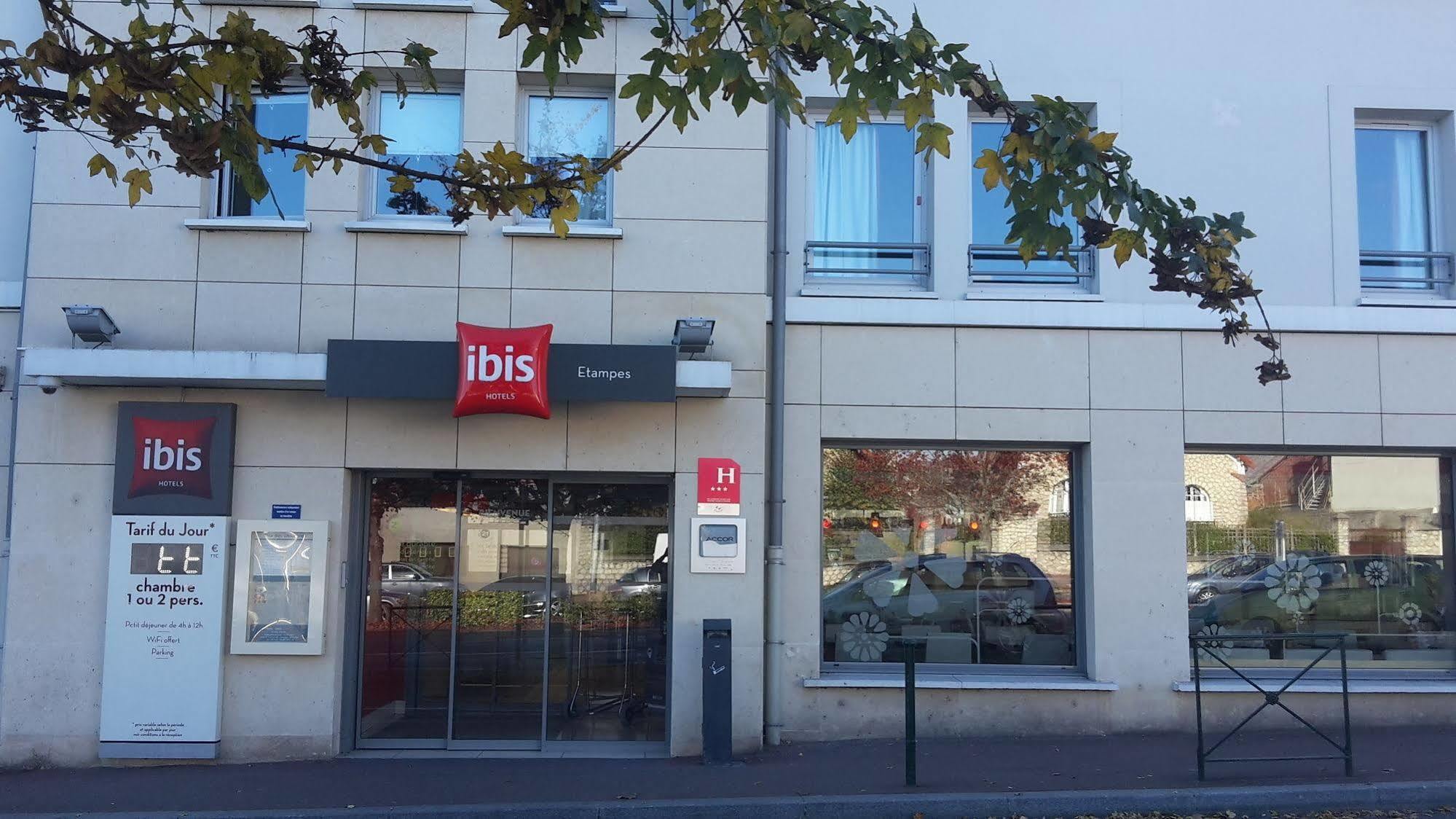 Ibis Etampes Hotel Exterior photo
